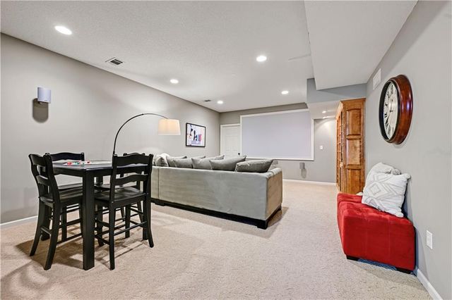 12711 W 123rd Terrace, Overland Park, KS 66213