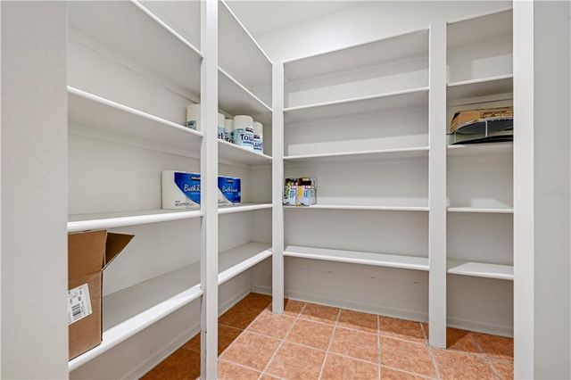 12711 W 123rd Terrace, Overland Park, KS 66213