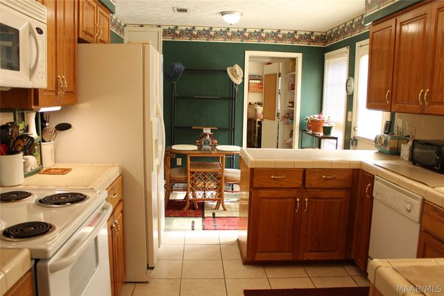 3817 Elm Avenue, Montgomery, AL 36109