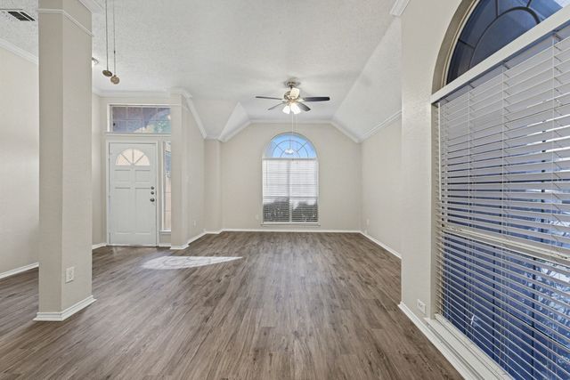 5321 Stillwater Drive, Fort Worth, TX 76137