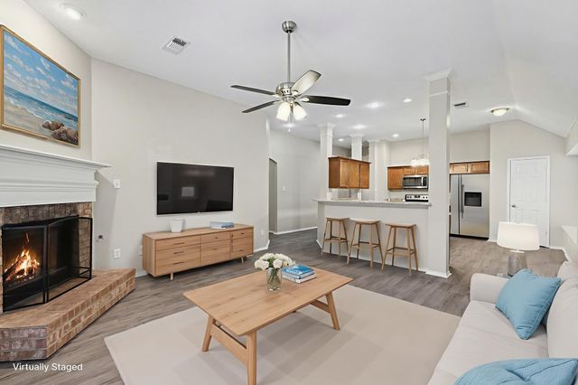 5321 Stillwater Drive, Fort Worth, TX 76137