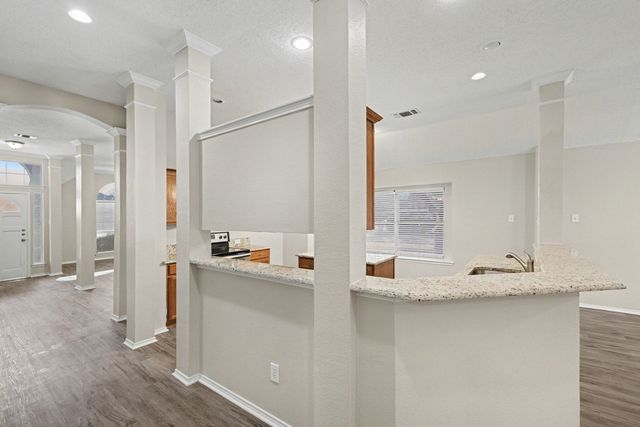 5321 Stillwater Drive, Fort Worth, TX 76137