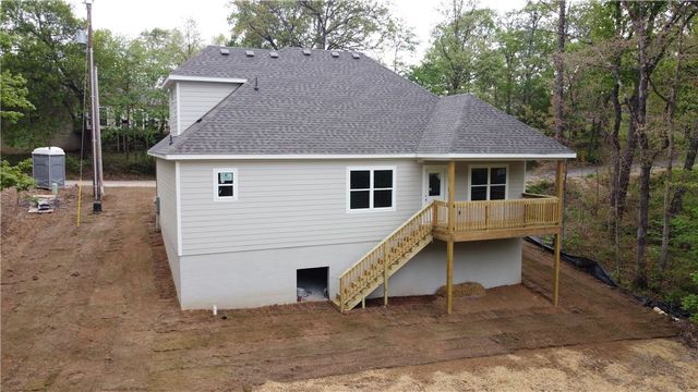 13 Salisbury Drive, Bella Vista, AR 72714