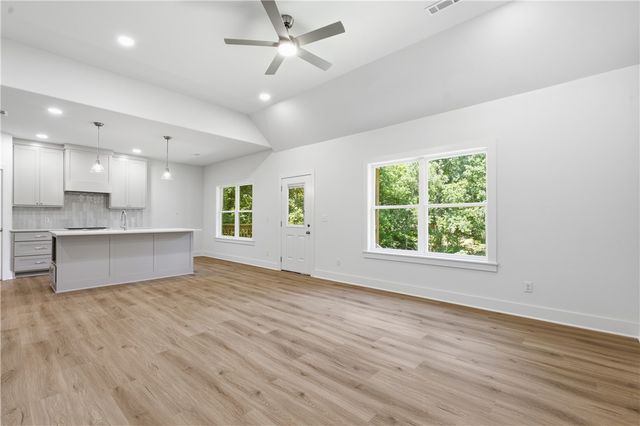 13 Salisbury Drive, Bella Vista, AR 72714