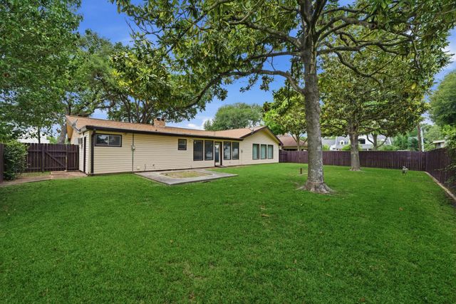 302 Village Drive, Sugar Land, TX 77498