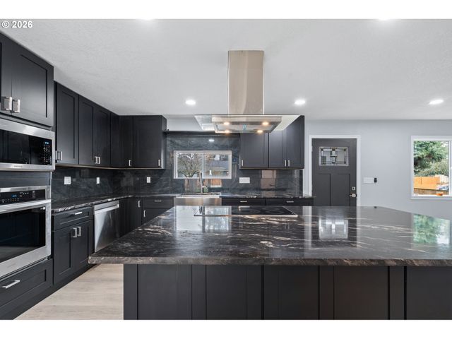 6640 Se 66TH Ave, Portland, OR 97206