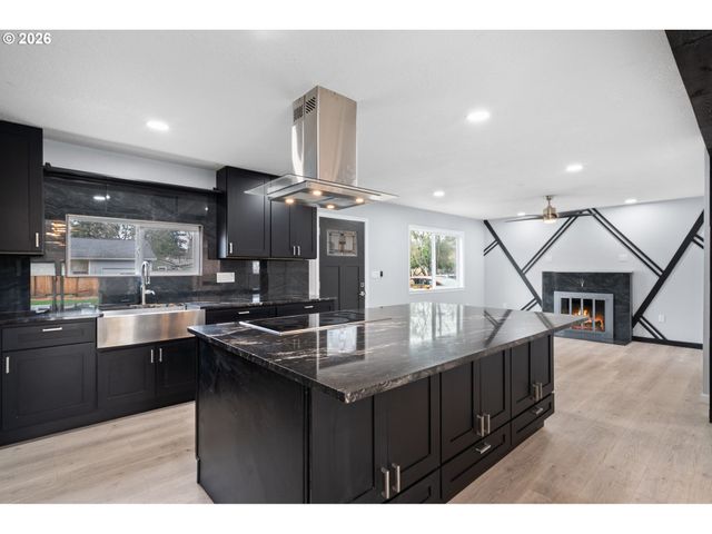 6640 Se 66TH Ave, Portland, OR 97206