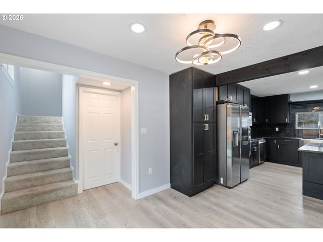 6640 Se 66TH Ave, Portland, OR 97206