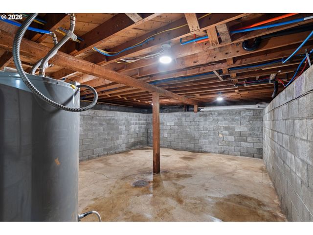 6640 Se 66TH Ave, Portland, OR 97206