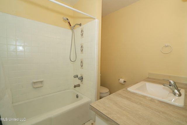 116 Edmund Drive, Long Beach, MS 39560