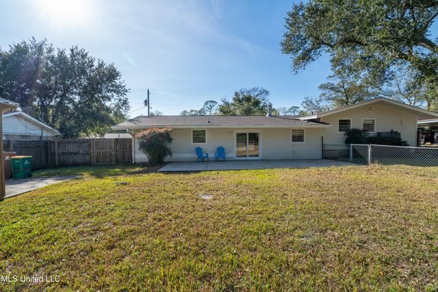 116 Edmund Drive, Long Beach, MS 39560