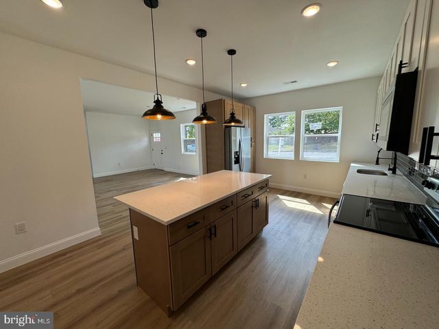 668 ELMWOOD AVE, Feasterville Trevose, PA 19053