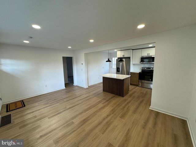 668 ELMWOOD AVE, Feasterville Trevose, PA 19053