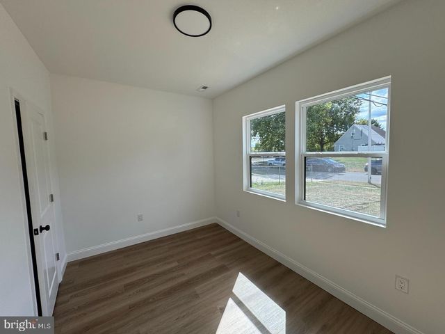 668 ELMWOOD AVE, Feasterville Trevose, PA 19053