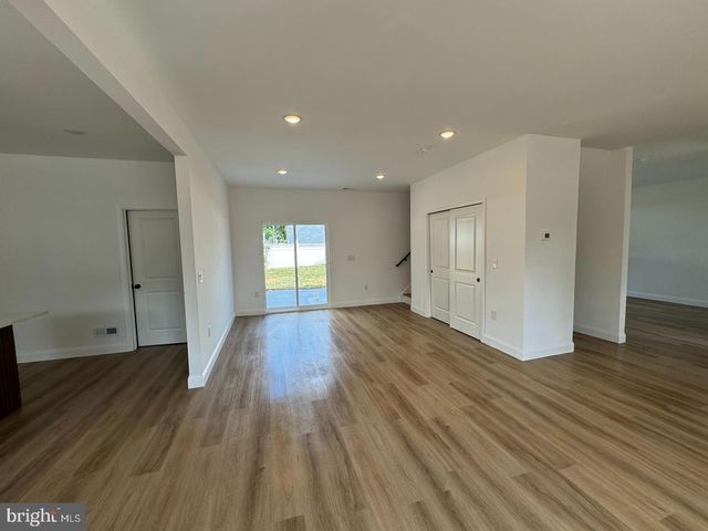 668 ELMWOOD AVE, Feasterville Trevose, PA 19053