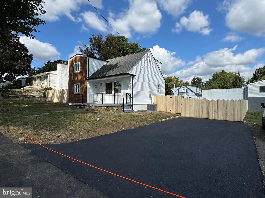 668 ELMWOOD AVE, FEASTERVILLE TREVOSE, PA 19053 — photo 2
