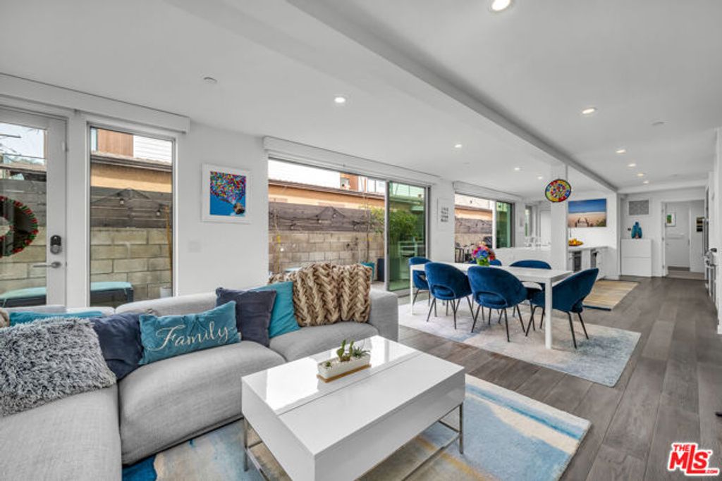 718 Marine Street, Santa Monica, CA 90405