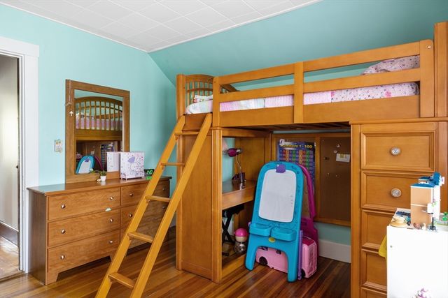 75 Thurber Ave, Brockton, MA 02301