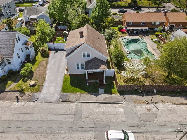 75 Thurber Ave, Brockton, MA 02301