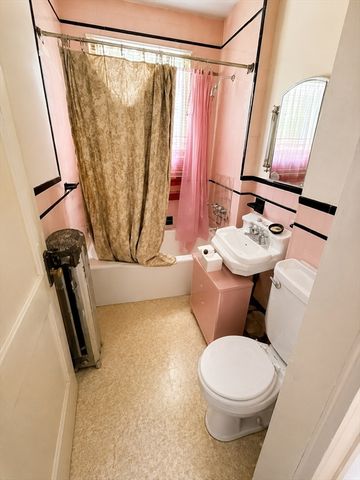 84 Orchard St, Medford, MA 02155