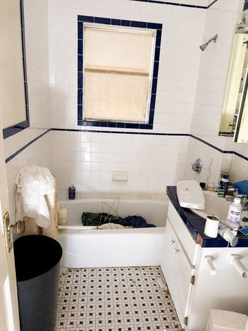 84 Orchard St, Medford, MA 02155