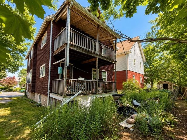 84 Orchard St, Medford, MA 02155