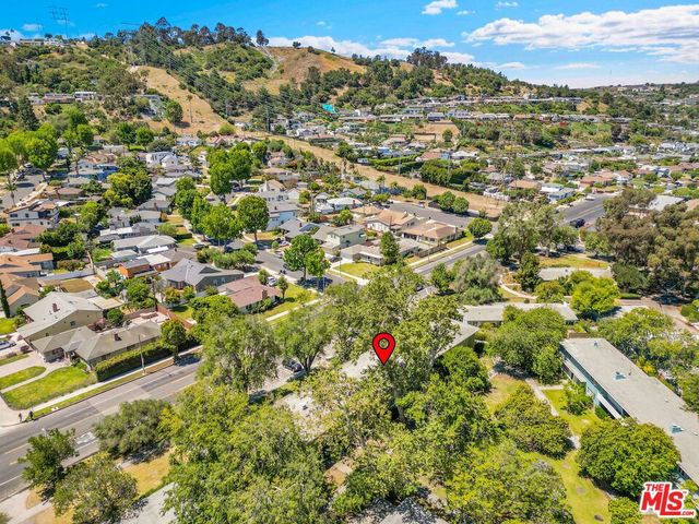 5516 Village Green, Los Angeles, CA 90016