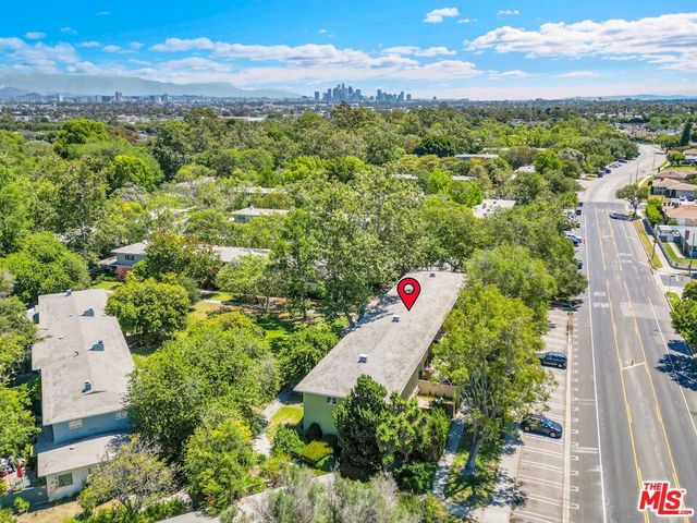 5516 Village Green, Los Angeles, CA 90016