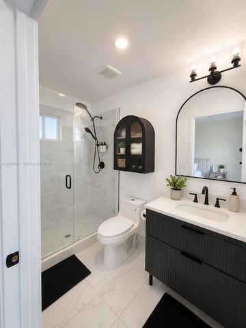 2505 NE 193rd St 4211, Miami, FL 33180