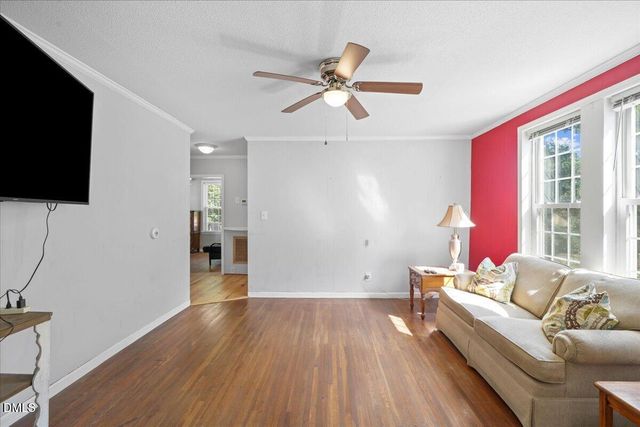 1916 Oxford Road, Henderson, NC 27536