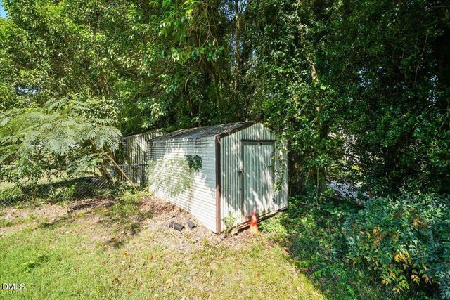 1916 Oxford Road, Henderson, NC 27536