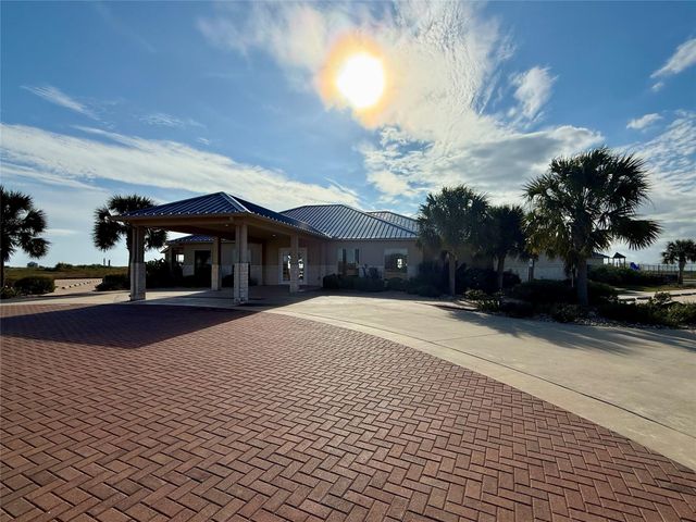 3060 Coastal Springs Loop, Palacios, TX 77465