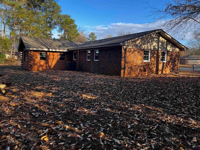 110 Monteigo Court, Centerville, GA 31008