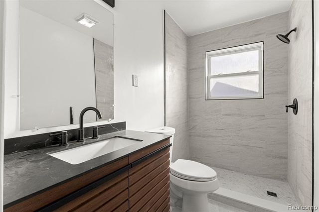 5949 N Lafayette Street, Dearborn Heights, MI 48127