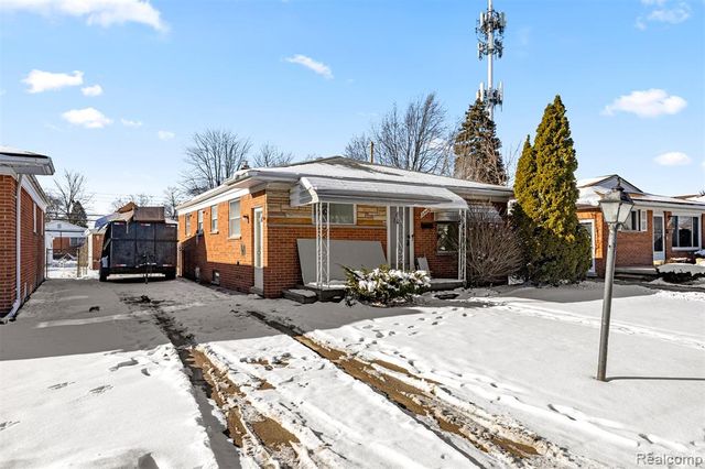 5949 N Lafayette Street, Dearborn Heights, MI 48127