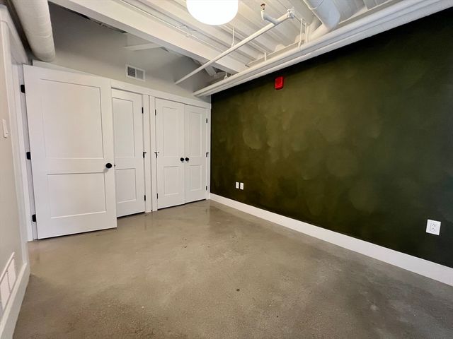 305 Webster Ave 105, Cambridge, MA 02141