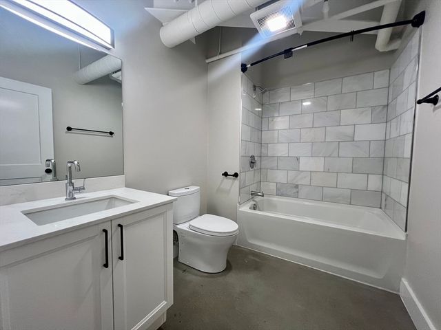 305 Webster Ave 105, Cambridge, MA 02141