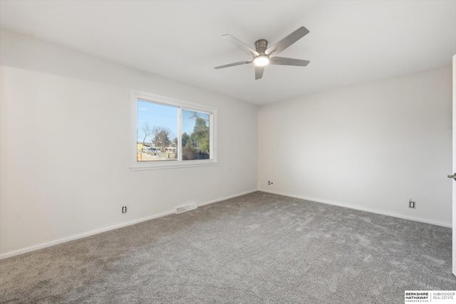 14032 Pierce Street, Omaha, NE 68144