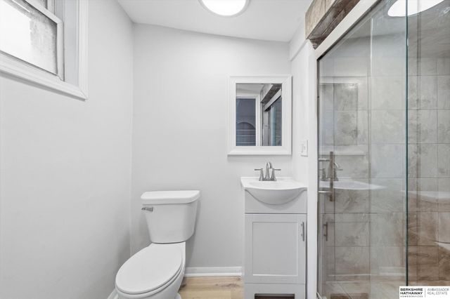 14032 Pierce Street, Omaha, NE 68144