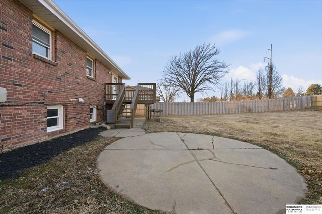 14032 Pierce Street, Omaha, NE 68144