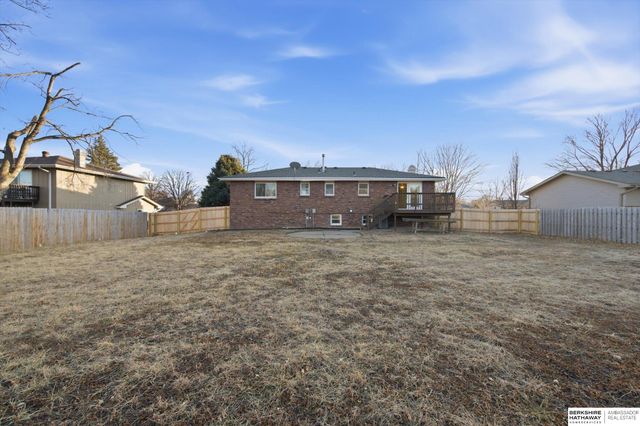 14032 Pierce Street, Omaha, NE 68144