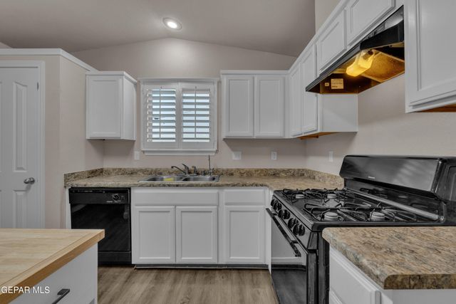 14220 DESIERTO BUENO Avenue, Horizon City, TX 79928