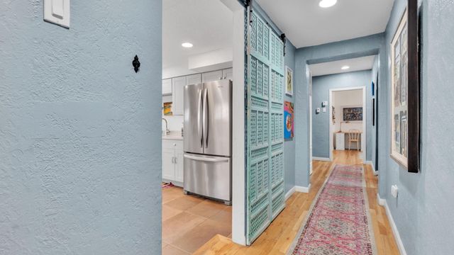 1046 McMullen Drive NW, Albuquerque, NM 87107