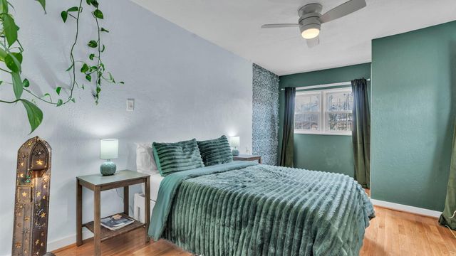 1046 McMullen Drive NW, Albuquerque, NM 87107