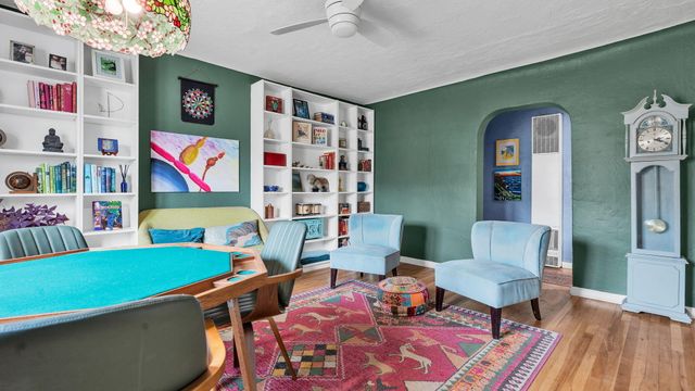 1046 McMullen Drive NW, Albuquerque, NM 87107