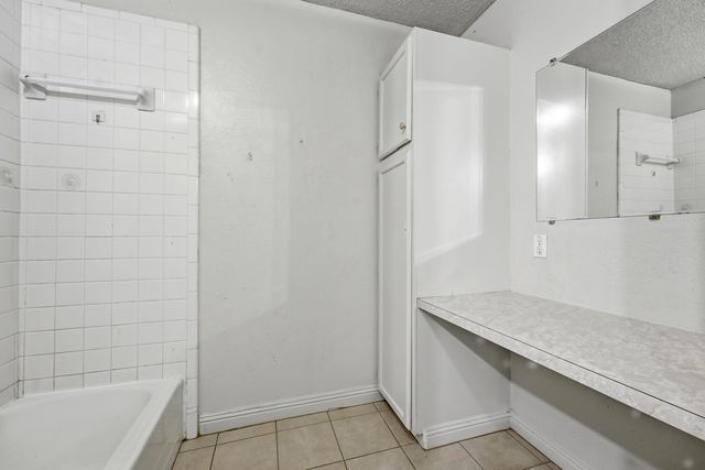 2419 25th Street, Lubbock, TX 79411