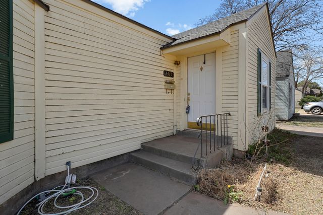 2419 25th Street, Lubbock, TX 79411