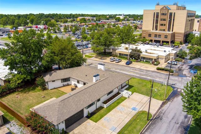 702 Shipley Street, Springdale, AR 72764