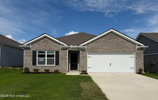 99 Pine Street, Byhalia, MS 38611