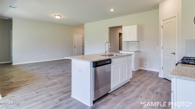 629 Griffiths Court, Breaux Bridge, LA 70517
